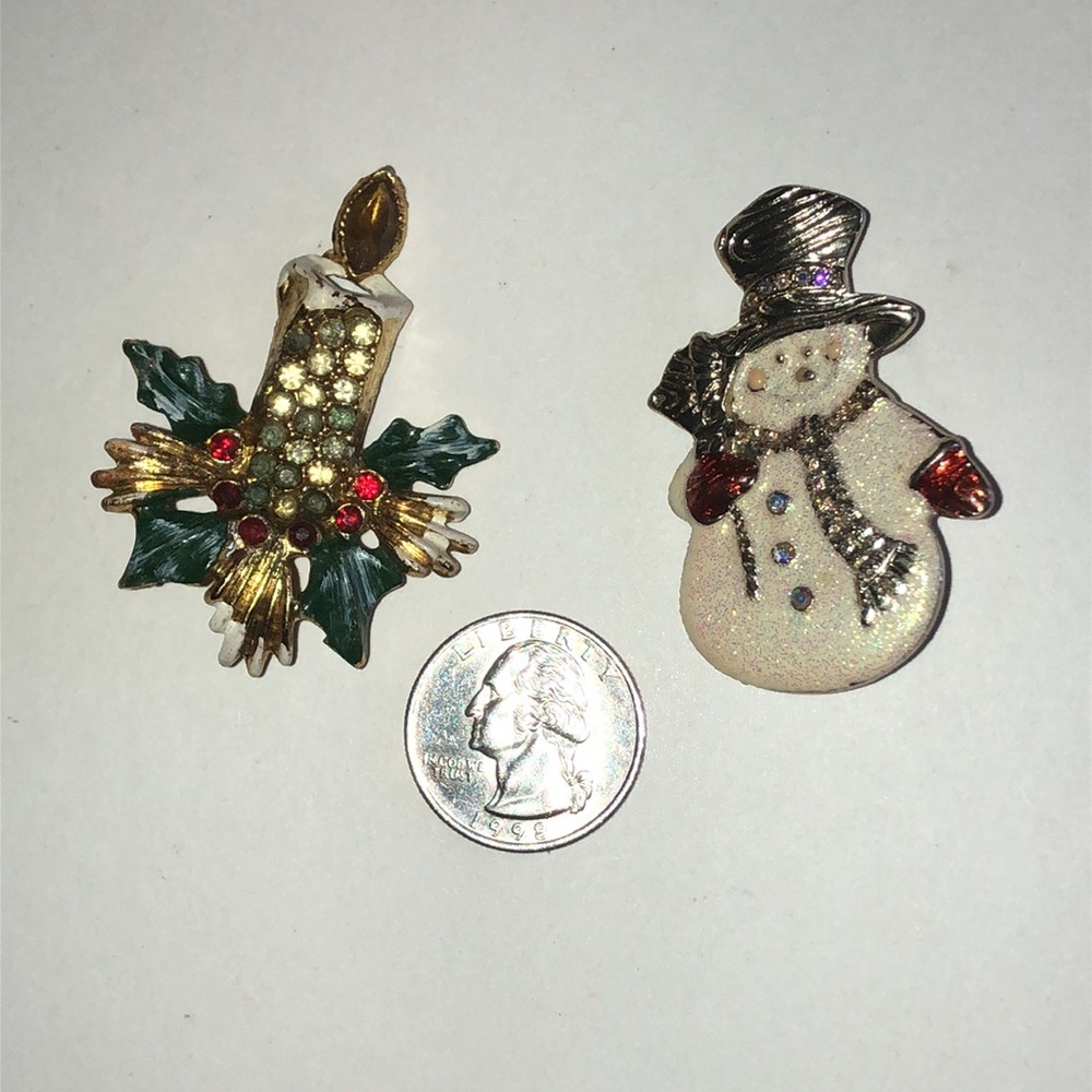 Festive Snowman and Candle Holiday Brooch Set - Gold, Green, White, Red - Picture 5 of 6